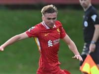 IM电竞官网入口-利物浦年轻后卫表现出色，帮助球队晋级强