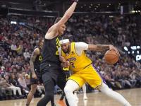 IM电竞游戏-包含日本男篮险胜湖人，锡安制霸全场的词条