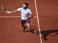 IM电竞APP-包含法国网球队绝杀西班牙网球队，西西帕斯送出助攻的词条