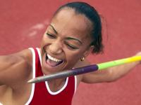 LOL直播-乔治接管季后赛，快船火力全开，公牛防线溃不成军