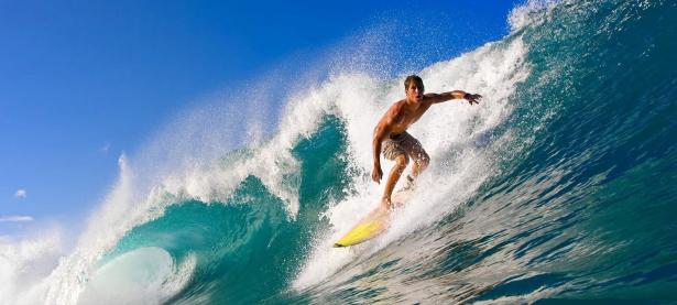 IM电竞官网首页-赛道上的逆袭，诺里斯领衔迈凯伦，阿斯顿马丁绝杀红牛