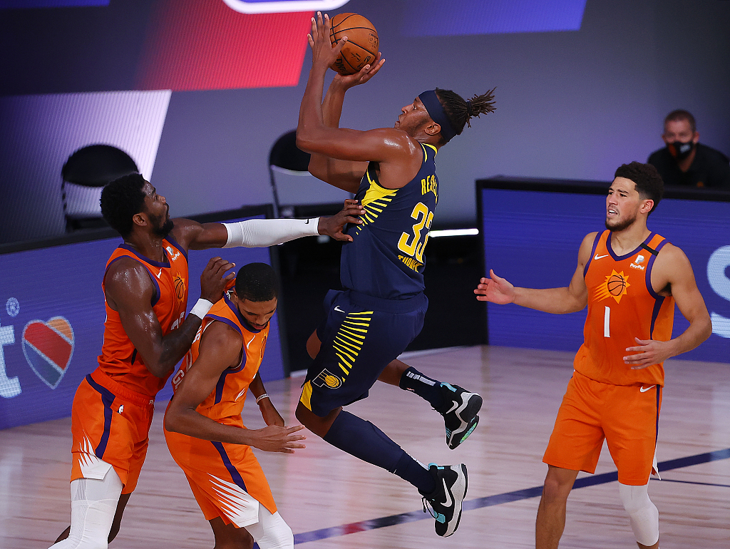 雄鹿大胜热火,重新夺回东部榜首位置 雄鹿大胜热火,重新夺回东部榜首位置