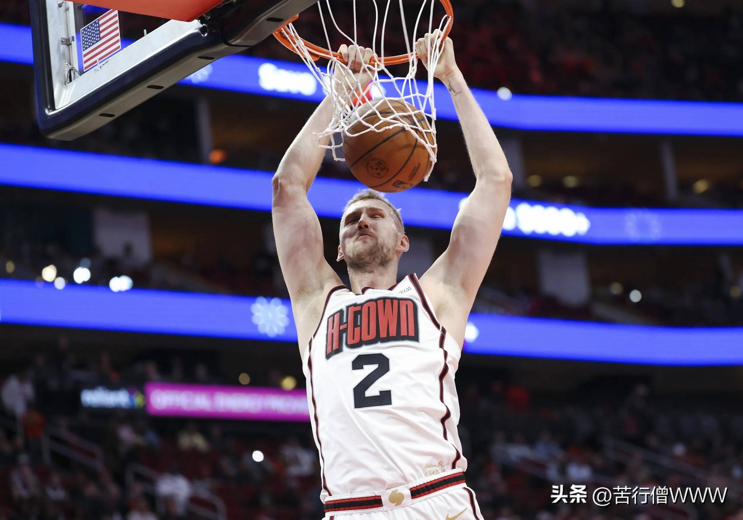 猛龙后卫状态回暖,球队得分迅速攀升的简单介绍 猛龙后卫状态回暖,球队得分迅速攀升的简单介绍