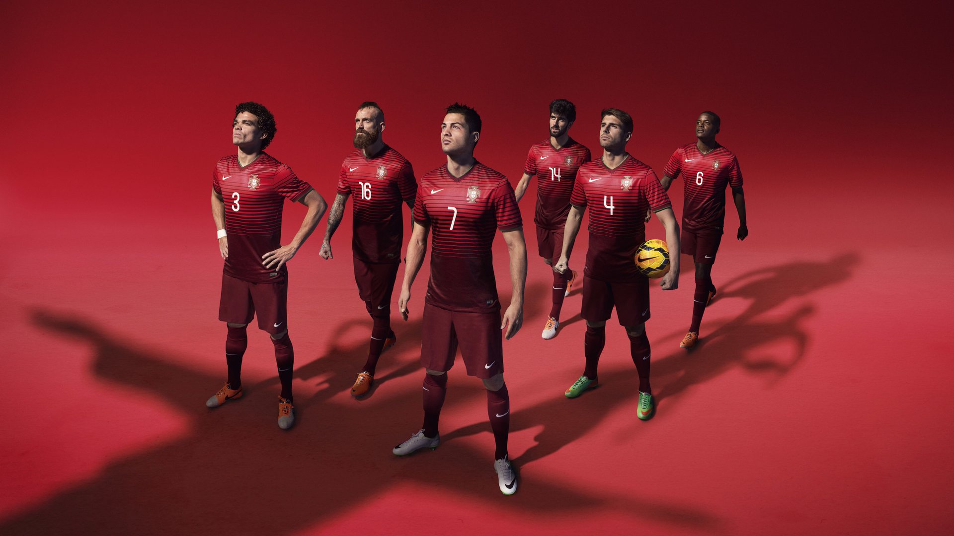 威廉姆斯轻取红牛车队，拉塞尔点燃赛场，一场颠覆F1格局的胜利